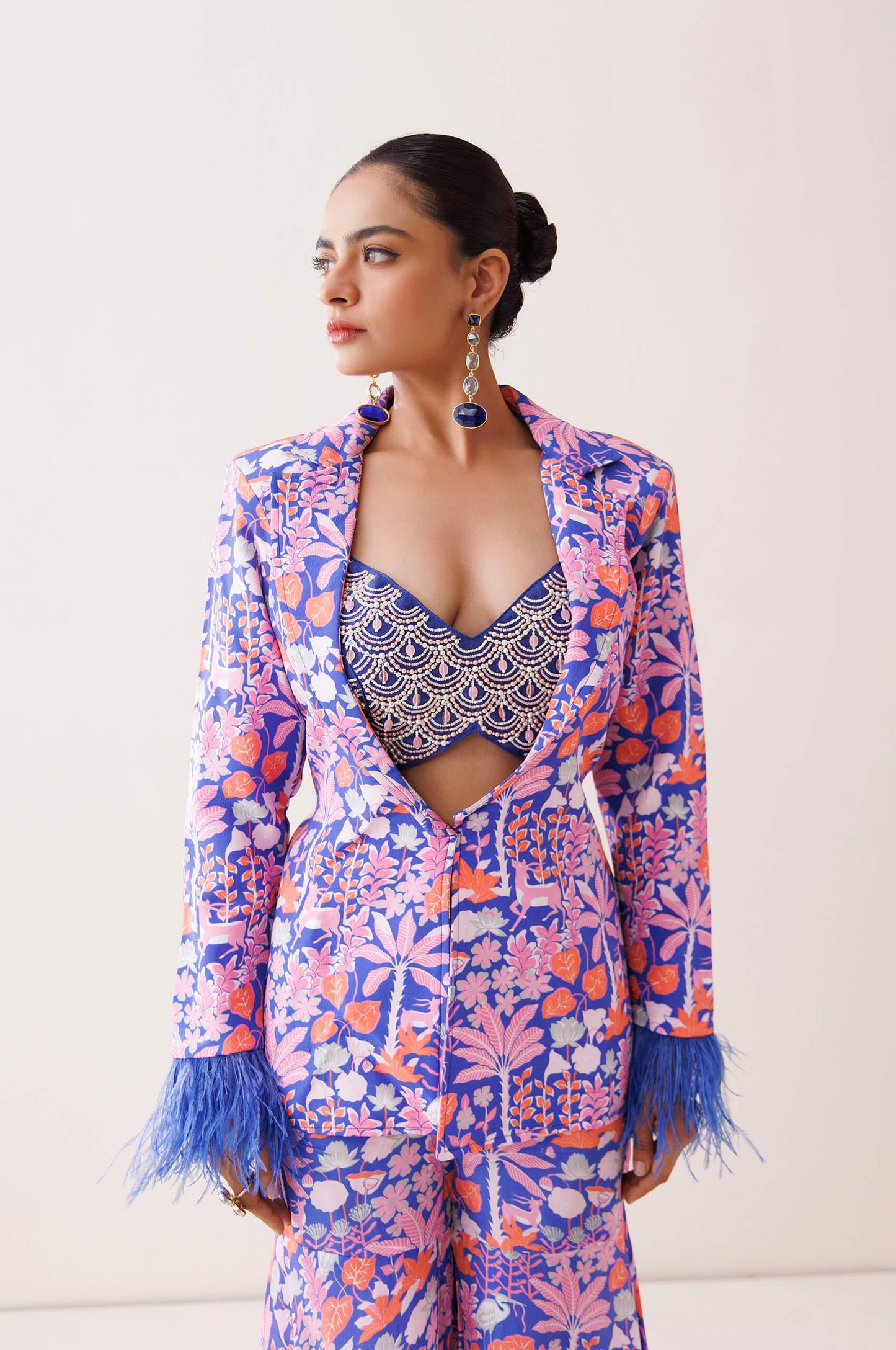 Saphire power suit