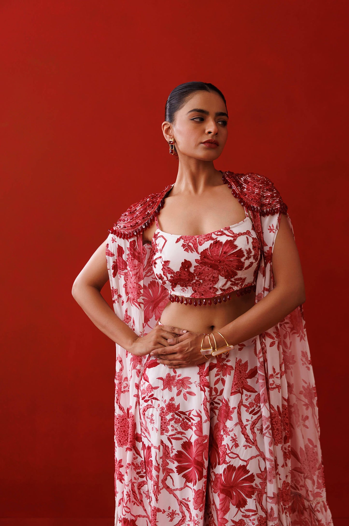 White & red printed shrug set