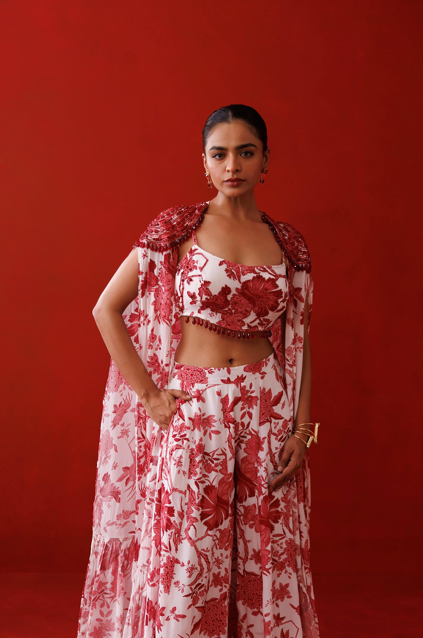 White & red printed shrug set